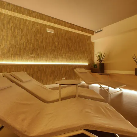 Palazzo Del Garda & 4*