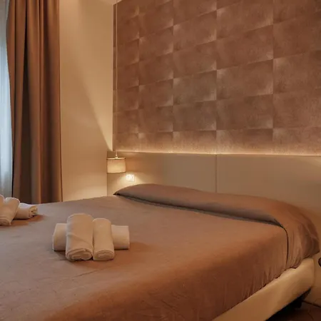 Palazzo Del Garda & 4* Desenzano del Garda