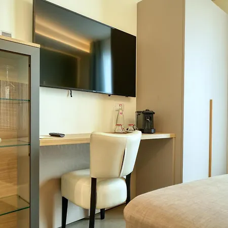 Hotel Palazzo Del Garda &