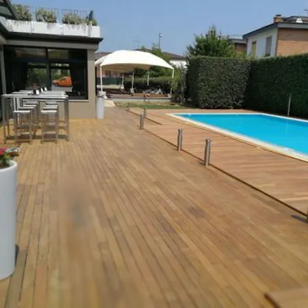 Palazzo Del Garda & فندق