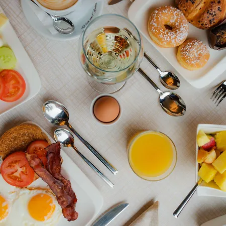 Palazzo Del Garda & 4*