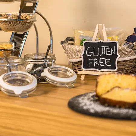 فندق Palazzo Del Garda & 4*