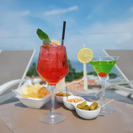 فندق Palazzo Del Garda & 4*