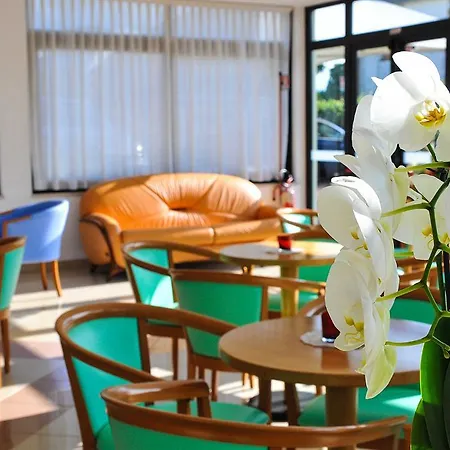 Palazzo Del Garda & 4* Desenzano del Garda