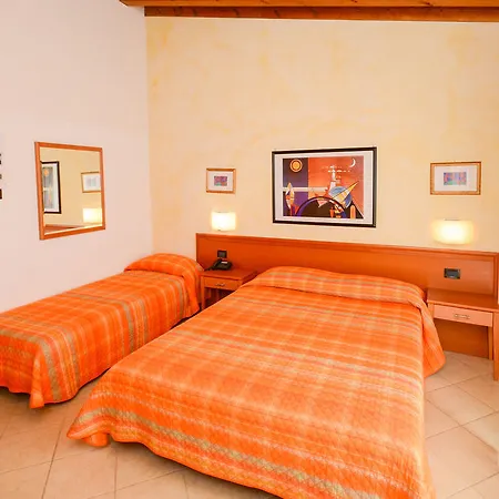 Hotel Palazzo Del Garda &