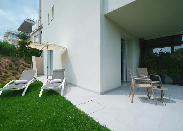 Palazzo Del Garda & فندق 4*