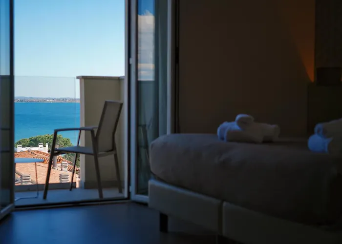 Palazzo Del Garda & ديسينسانو ديل غاردا