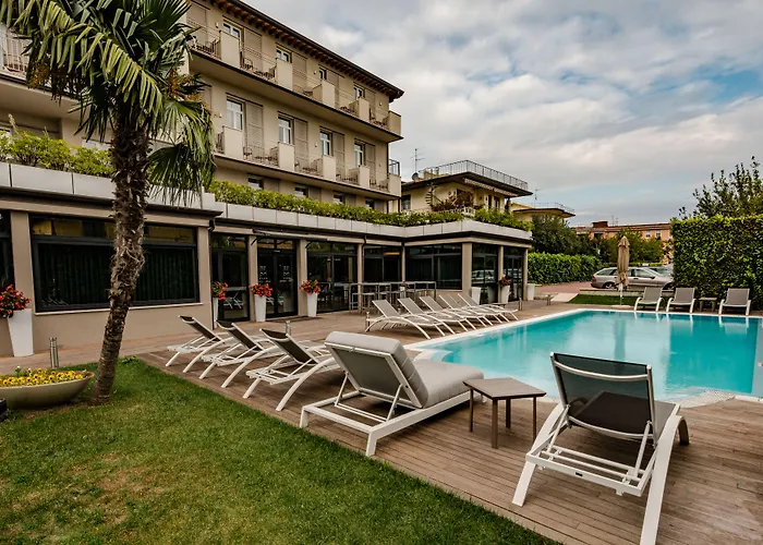 فندق Palazzo Del Garda &