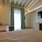 Ξενοδοχείο Palazzo Del Garda &
